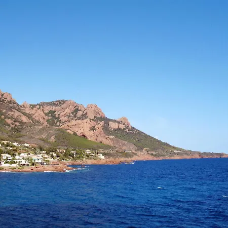 Apartment Village Cap Esterel - Le Hameau-31 By Interhome *